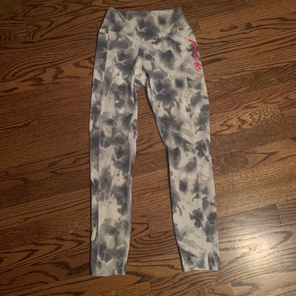 Pink workout leggings